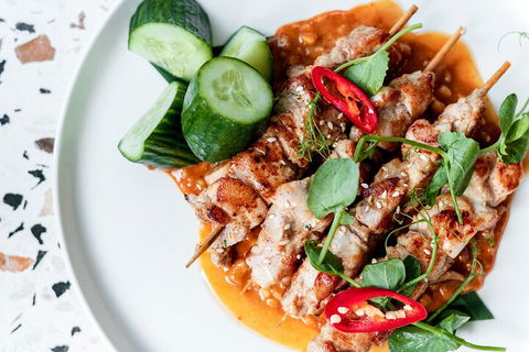 Deluxe Dinner Package By Luke Nguyen At Botanic House - Grafton Accommodation 1