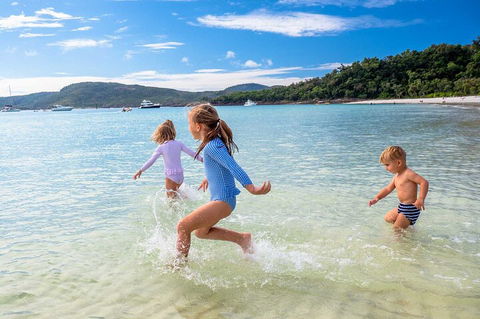 Whitehaven Beach And Daydream Island Cruise - Grafton Accommodation 3